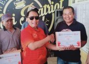 HUT RI ke-80 di WKP, Hadiah Juara Pertandingan Domino dan Koa Diserahkan