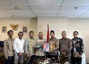 Bupati Safni Temui Komdigi, Minta Akses Internet untuk Nagari 