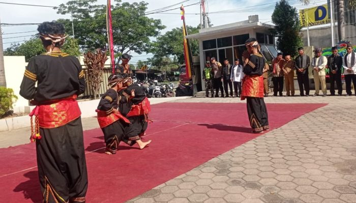 Lestarikan Budaya Minangkabau Lewat Festival Adat Budaya Pauh IX Kuranji 2025