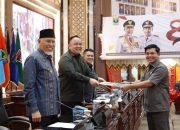 DPRD Sumbar Gelar Paripurna Pandangan Umum Fraksi-Fraksi Terhadap Ranperda APBD 2026
