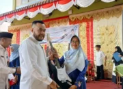 Pemko Padang Hidupkan Semangat Ekstrakurikuler di Sekolah, Serahkan Bantuan Alat Band