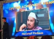Penyiar Legend Heranof Firdaus Terima “Lifetime Achievement Award” KPID Sumbar Tahun 2025