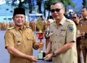 Diserahkan, Hadiah Lomba Video Pendek dan Foto World Cleanup Day 2025 Kabupaten Pasaman