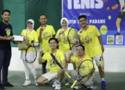 Pertandingan Beregu Komunitas Rutin Tenis Padang Sukses Digelar