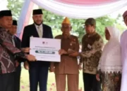 Peringati Hari Pahlawan, Pemko Padang Beri Santunan untuk Veteran Berusia 103 Tahun