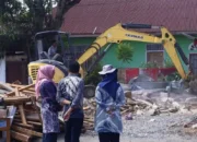 Pemko Payakumbuh Tertibkan Bangunan Tanpa Izin di Jalan Imam Bonjol dan Padangdata Tanahmati