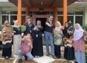 MAN 2 Padang Dikunjungi WNA dari 3 Negara, Siswa Antusias Berlatih Bahasa Inggris