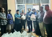 Ringankan Beban Warga Terdampak Bencana Banjir, NasDem Padang Bagikan Ratusan Bungkus Nasi
