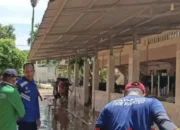 Wali Kota Padang Fadly Amran Kerahkan Seluruh Armada Damkar dan LH Bersihkan Lumpur