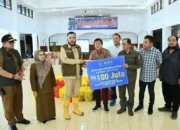 HTT Padang Bantu Rp100 Juta, Wako Fadly Amran Minta Konversi Jadi Kebutuhan Prioritas Korban Banjir