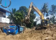 Pemko Padang Terus Lakukan Pembersihan Sisa Longsor Pascabencana