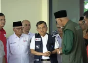 Gubernur Mahyeldi Sambut Kedatangan Jusuf Kalla Tinjau Bencana Banjir Bandang di Sumbar
