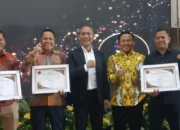 Konsisten, Bawaslu Pesisir Selatan Raih Penghargaan Kehumasan untuk Kelima Kalinya