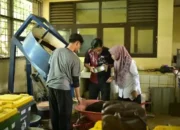 Penerapan Teknologi Granulasi Kompos Berbasis Bahan Lokal Meningkatkan Kinerja Usaha Kelompok Tani Minang Saiyo