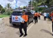 Anggota DPRD Sumbar Irsyad Safar Serahkan Bantuan untuk Korban Tanah Bergerak di Jorong Aia Angek