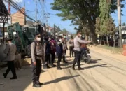 Pembersihan Jalan Jalur ke Unand, Polsek Pauh Jaga Arus Lalu Lintas