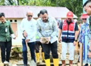 Wako Padang Fadly Amran Tandai Mulai Pembangunan Huntap di Kawasan Kampung Talang Kelurahan Kapalo Koto