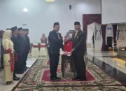 Perkuat Kinerja Birokrasi, Gubernur Mahyeldi Lantik Enam Pejabat Tinggi Pratama di Pemprov Sumbar