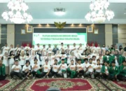 Gubernur Mahyeldi Lepas 400 Mahasiswa KKN Unand untuk Verifikasi Rumah Terdampak Bencana di Sumbar