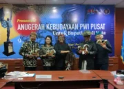Sepuluh Kepala Daerah dan Tiga Wartawan Raih Trofi Abyakta di HPN 2026