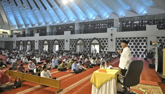 Peringati Isra Mikraj, Gubernur Sumbar Ajak ASN Jadikan Pekerjaan sebagai Ibadah