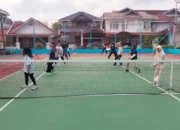 Pelti Pengkot Bukittinggi Apresiasi Latihan Bersama Petenis Junior