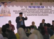 Gubernur Mahyeldi Dampingi Menteri PPPA Resmikan UPTD PPPA dan RPS Sijunjung
