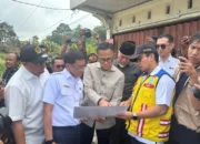 Tinjau Jalur Koto Baru, Dony Oskaria Tekankan Upaya Tekan Risiko Kecelakaan