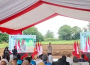Dony Oskaria Gerakkan Danantara Bangun Hunian Tetap Bagi Warga Terdampak Bencana Tanah Datar