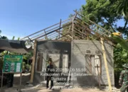 TMMD Ke-127 ; Agar Tercapai Optimal, Bersama Warga-Prajurit TNI Kerjakan Rehab RTLH Milik Buk Suharti