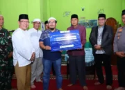 Kunjungi Masjid Baiturrahman Kelurahan Ompang Tanah Sirah, Walikota Payakumbuh Serahkan Bantuan Rp35 Juta