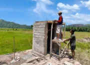 Pembangunan Titik MCK Terus Dikebut Satgas TMMD Ke-127 Kodim 0311/Pessel