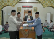 Safari Ramadan di Masjid Nurul Huda Panganak, Gubernur Ajak Masyarakat Bukittinggi Menyiapkan Generasi Beriman