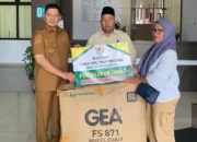 Nurhayeti di Jorong Petok Timur Memimpikan Kursi Roda, Bupati Welly Suhery Mewujudkannya