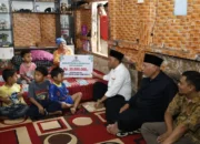 Gubernur Sumbar Serahkan Bantuan Bedah Rumah bagi Warga Kurang Mampu di Solok Selatan