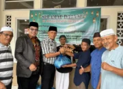Wawako Elzadaswarman Hadiri Penyerahan 70 Paket Sembako di Masjid Baiturrahmah Sawah Padang Aua Kuniang