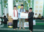 Tim Safari Ramadan Pemprov Sumbar Salurkan Berbagai Bantuan untuk Masyarakat Tanah Datar