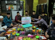 Sahur Tak Terduga untuk Penjual Es Tebu di Pariaman, Mahyeldi Datang Bawa Bantuan Bedah Rumah