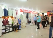 Tinjau Pasar Ateh Bukittinggi Saat Puncak Libur Lebaran, Gubernur Mahyeldi Tekankan Hospitality dan Kebersihan