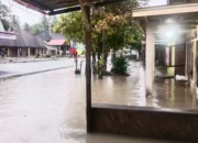 Hujan Mengguyur Terus, Kampung Sitombol Padang Galugua Direndam Banjir