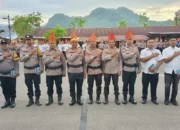 Wujud Kepedulian, Polres Pessel Serahkan Santunan kepada Keluarga Personil yang Meninggal Dunia