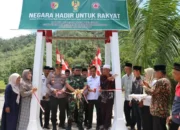Dandim 0311/Pessel Resmikan Jembatan Perintis Garuda di Kampuang Galundi, Dukung Mobilitas Warga