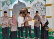 MAN 2 Padang Kembali Salurkan Infak Rp15,3 Juta untuk Masjid Ikhwanussafa