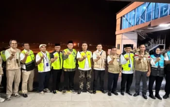 Bandara Internasional Minangkabau Berangkatkan 389 Jamaah Haji Kloter Pertama Embarkasi Padang