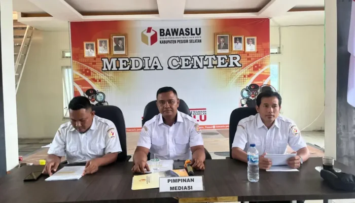 Bawaslu Pesisir Selatan Gelar Mediasi PSPP, Tegaskan Komitmen Penegakan Keadilan Elektoral