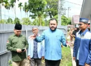 Wali Kota Padang Serahkan Bantuan Sapi Kurban DMDI untuk Warga Korban Bencana