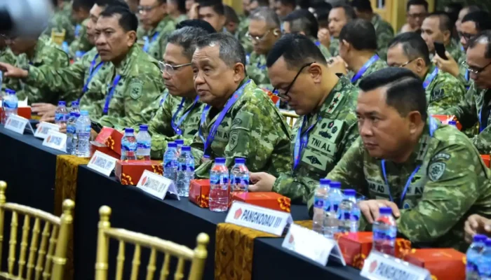 Dankodaeral II Hadiri Apel Komandan Satuan TNI Tahun 2026 di Universitas Pertahanan