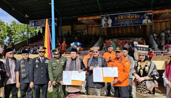 Pemda Pesisir Selatan Serahkan Hibah Tanah untuk Kantor Basarnas Painan