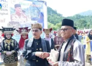Gerakan 1 ASN 1 Buku Wujudkan Nagari Pandai di Pessel dan Gelorakan Semangat Literasi