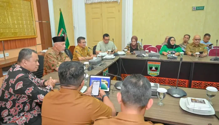 Gubernur Mahyeldi: Potensi Wisata Mentawai Harus Dikelola Serius dan Berkelanjutan